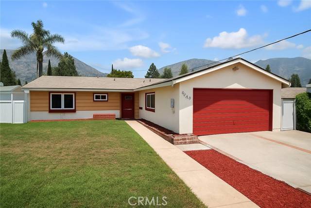 13678 Marchant Avenue, Sylmar (los Angeles), CA 91342