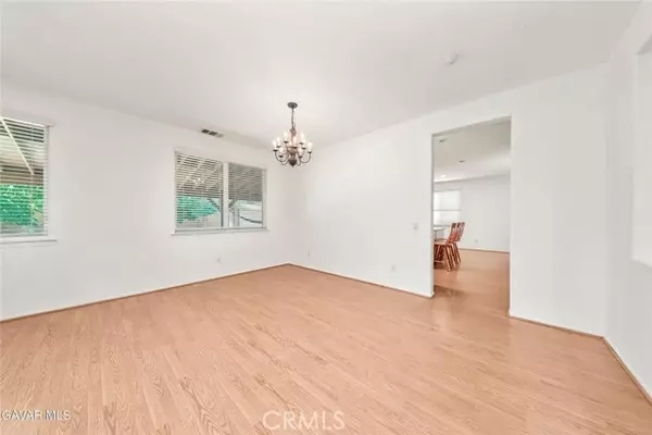 Lancaster, CA 93535,43341 Elizabeth Lane