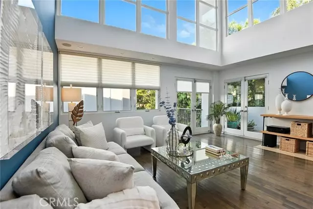 2203 3rd Street #1, Santa Monica, CA 90405