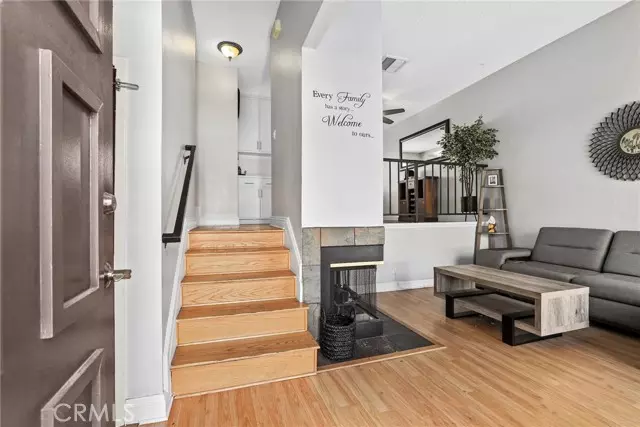 Canyon Country (santa Clarita), CA 91387,27614 Nugget Drive #3