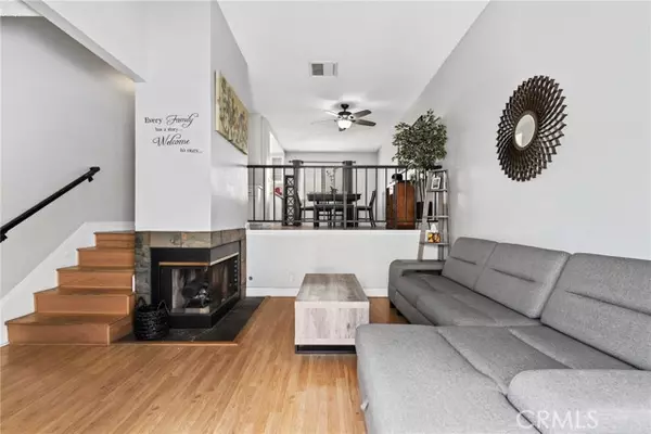 Canyon Country (santa Clarita), CA 91387,27614 Nugget Drive #3