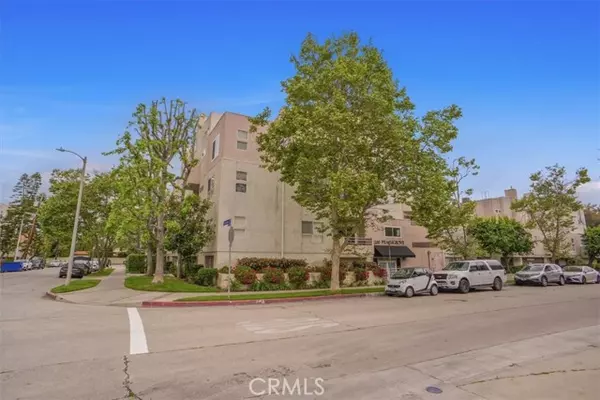 11230 Peach Grove Street #206, North Hollywood (los Angeles), CA 91601