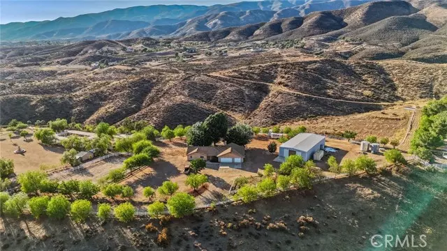Agua Dulce, CA 91390,11709 Mint Canyon Road