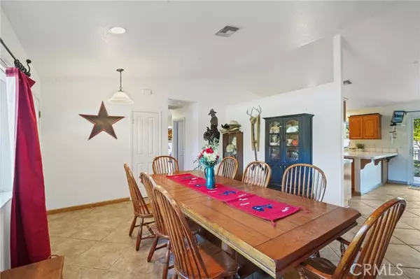 Agua Dulce, CA 91390,11709 Mint Canyon Road