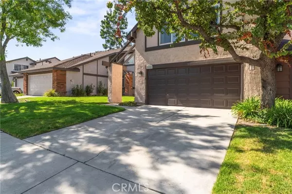 16905 Shinedale Drive, Canyon Country (santa Clarita), CA 91387