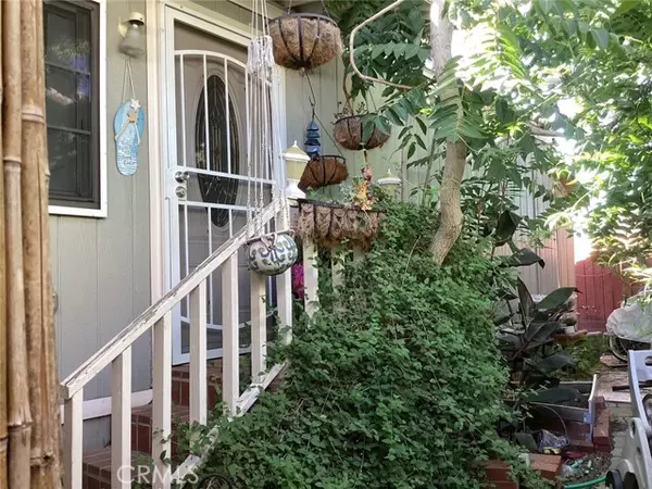 23450 Newhall Avenue #40, Newhall (santa Clarita), CA 91321