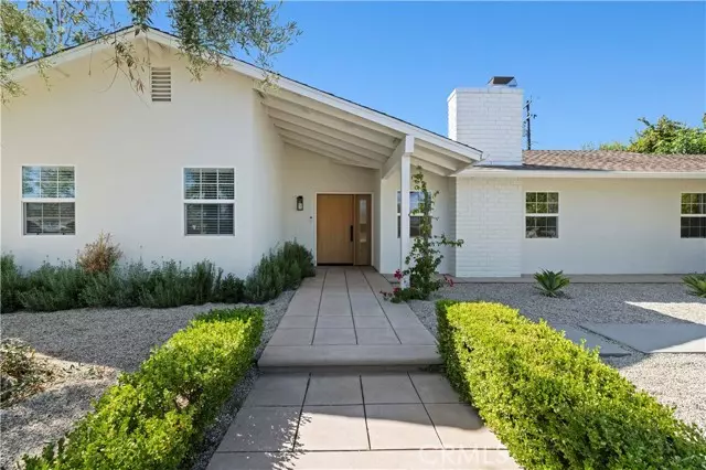 1543 Norwich Avenue, Thousand Oaks, CA 91360