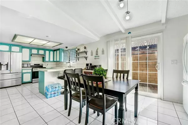 Canoga Park (los Angeles), CA 91304,21050 Community Street