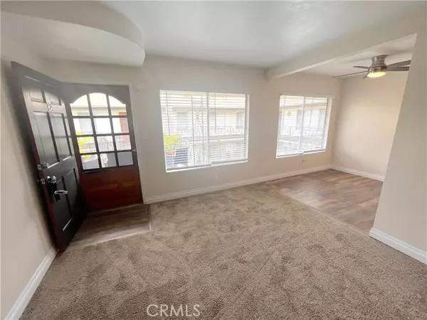 Costa Mesa, CA 92627,2115 Placentia Avenue #32