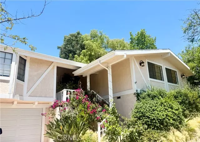 Agoura Hills, CA 91301,5539 Fairview Place