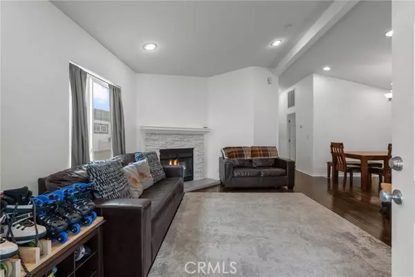 Chatsworth (los Angeles), CA 91311,21500 Lassen St #180