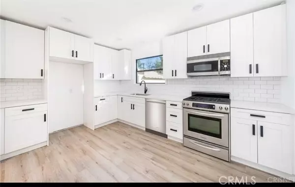 Tarzana (los Angeles), CA 91356,5363 Garden Grove Avenue
