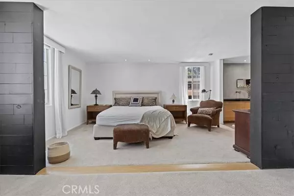 Sherman Oaks, CA 91423,5050 Coldwater Canyon Ave #310