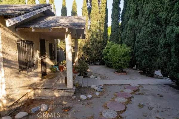 Los Angeles, CA 90039,4102 Sequoia Street