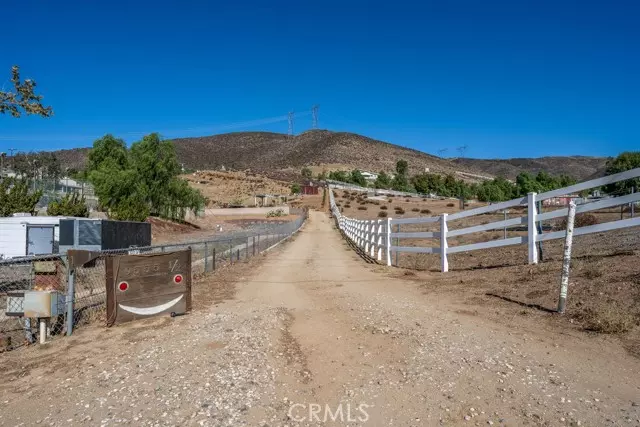 Agua Dulce, CA 91390,9555 Hierba Road