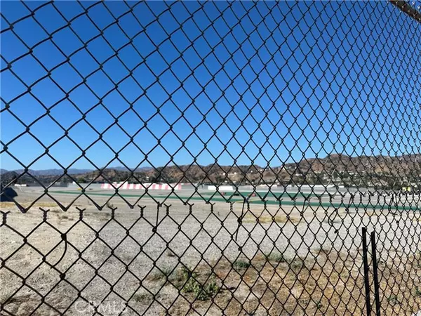 Sun Valley (los Angeles), CA 91352,7610 Wheatland Avenue