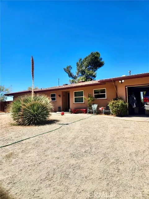 3555 E Avenue T6, Palmdale, CA 93550