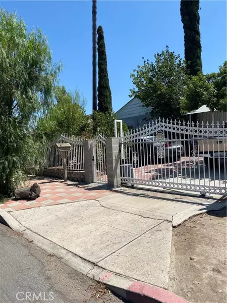 7660 Radford Avenue, North Hollywood (los Angeles), CA 91605