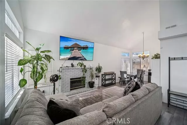 Lancaster, CA 93535,43534 11th Street East