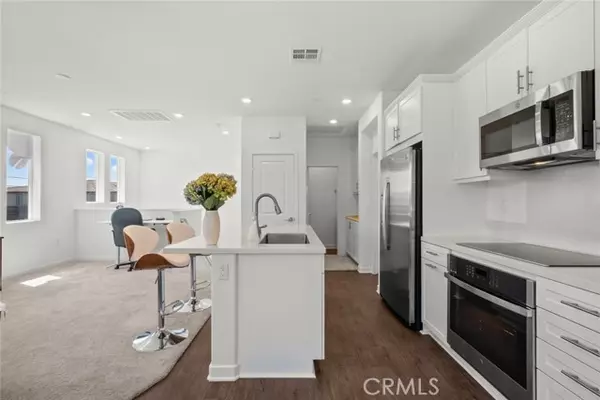 Ontario, CA 91762,4276 S Montoya Paseo