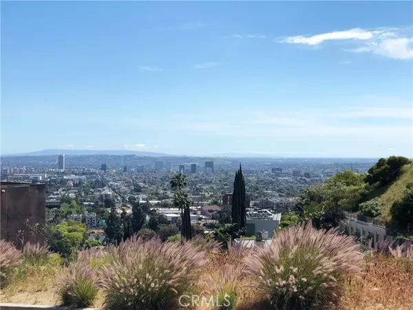 Los Angeles, CA 90046,7828 W Granito Drive