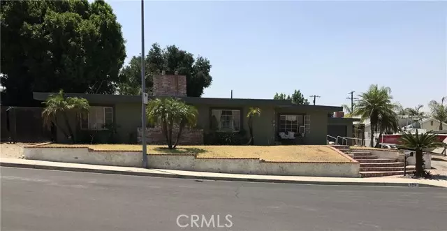 Sunland (los Angeles), CA 91040,8110 Brownstone Street