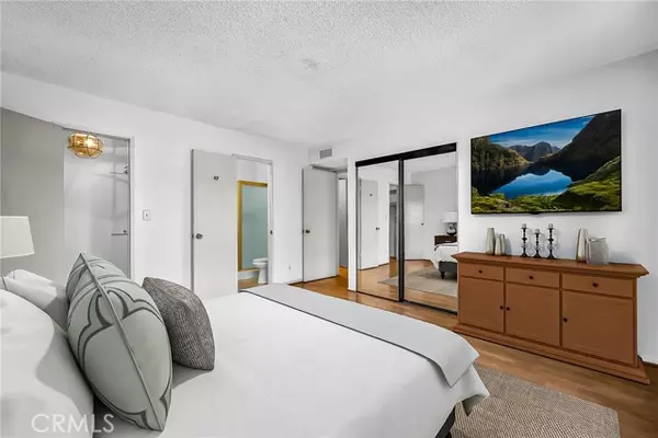 Encino (los Angeles), CA 91316,5414 Newcastle Avenue #8