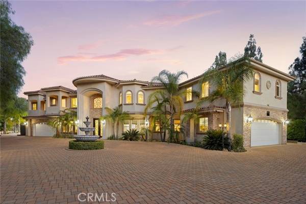 5092 Parkway Calabasas, Calabasas, CA 91302