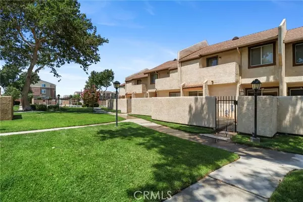 Lancaster, CA 93535,1840 E Avenue J2 #5