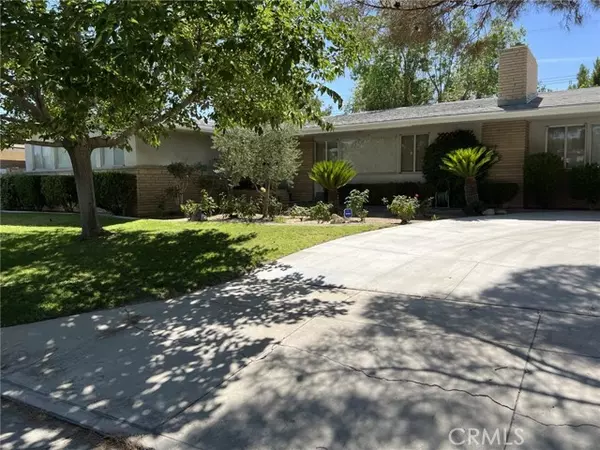 44705 Lowtree Avenue, Lancaster, CA 93534