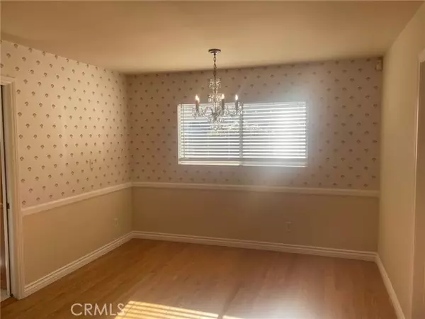 Woodland Hills (los Angeles), CA 91367,23439 Clarendon Street