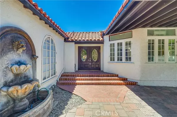 Valley Village, CA 91607,4725 Morella Avenue