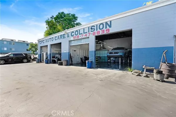 Canoga Park (los Angeles), CA 91303,Address not disclosed