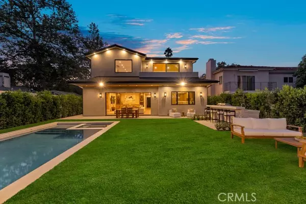 13024 Bloomfield Street, Studio City (los Angeles), CA 91604