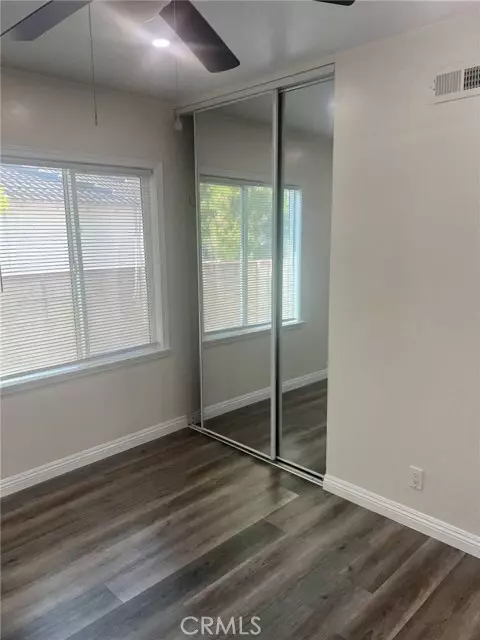 Northridge (los Angeles), CA 91325,9055 Rathburn Avenue