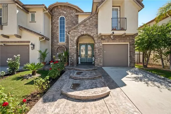 Simi Valley, CA 93063,5588 California Oak Street