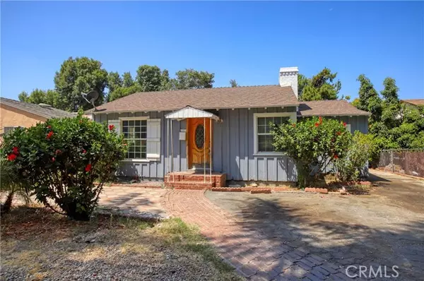 7339 Baird Avenue, Reseda (los Angeles), CA 91335