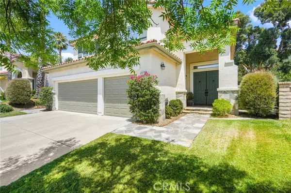 Newhall (santa Clarita), CA 91321,23708 Oak Circle