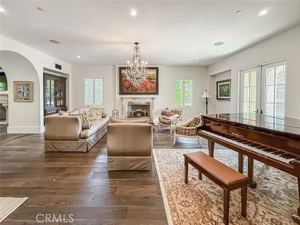 Agoura Hills, CA 91301,27417 Park Vista Road