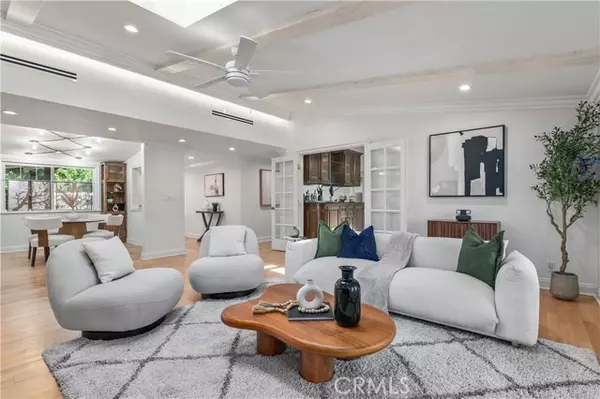 Woodland Hills (los Angeles), CA 91367,6022 Elba Place