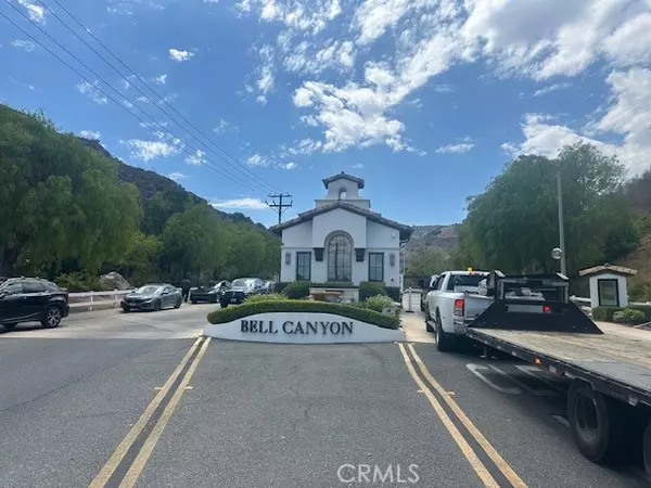 44 Hackamore Ln #46, Bell Canyon, CA 91307