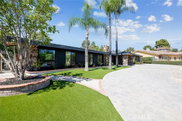 Granada Hills (los Angeles), CA 91344,16417 Knollwood Drive