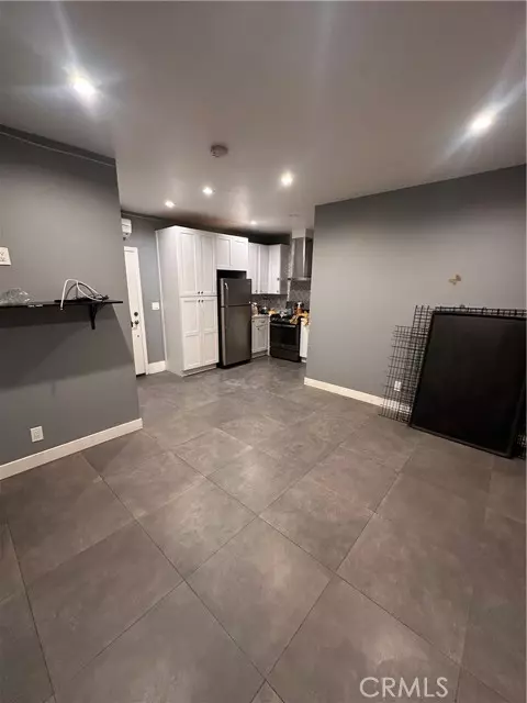 8963 Mercedes, Arleta (los Angeles), CA 91331