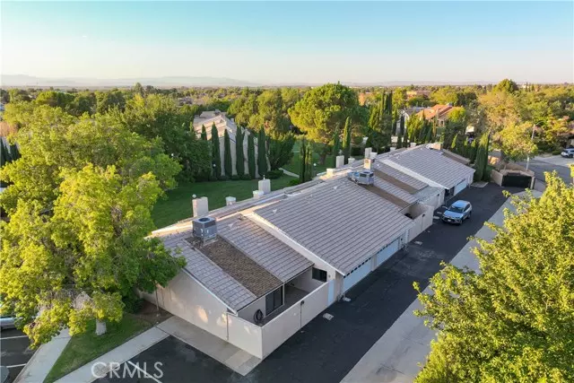 Lancaster, CA 93536,44125 Planet Circle