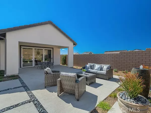 Castaic, CA 91384,28904 Saddle Circle