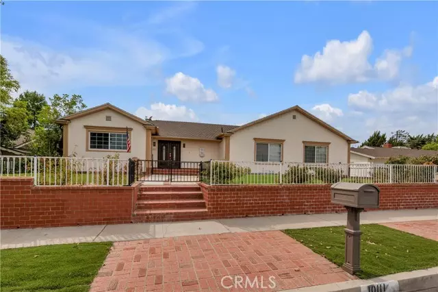 10111 Oak Park Avenue, Northridge (los Angeles), CA 91325