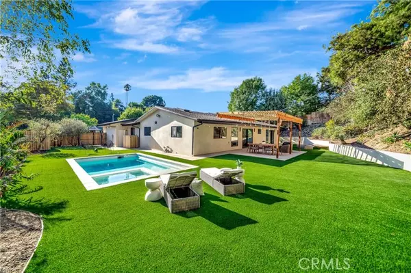 Woodland Hills (los Angeles), CA 91367,5534 Pattilar Avenue