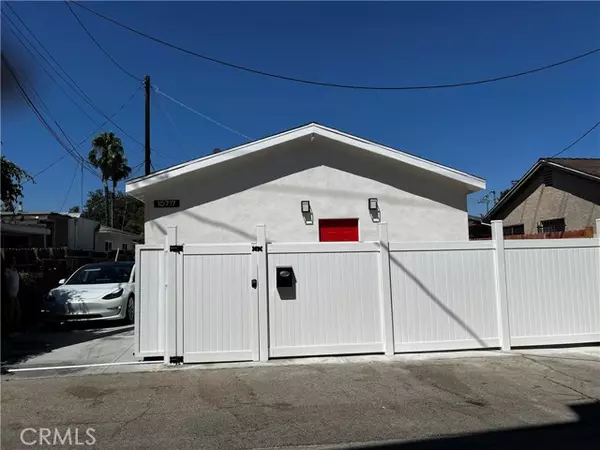 10717 Amestoy Avenue, Granada Hills (los Angeles), CA 91344