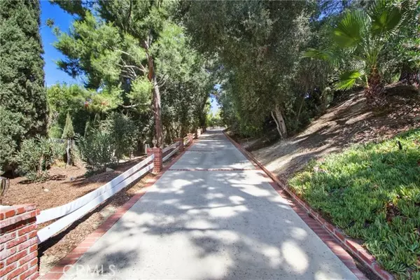 Canyon Country (santa Clarita), CA 91387,15857 Beaver Run Road
