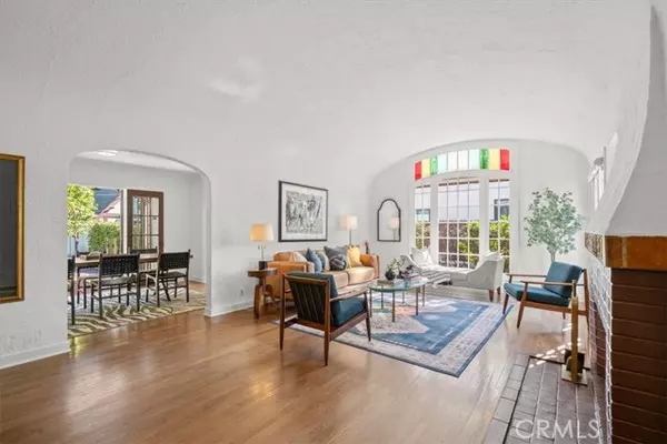 Toluca Lake (los Angeles), CA 91602,11155 Hortense Street